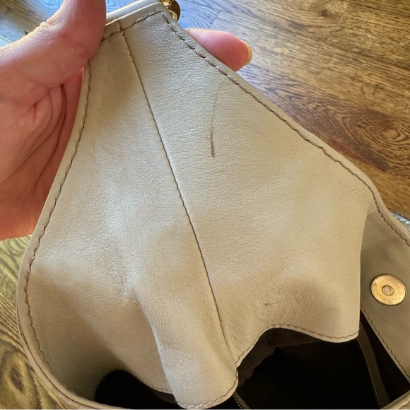 💕SOLD💕 Gucci Guccissima Ivory Leather Charlotte Hobo Bag (w/ COA) - Picture 8 of 14